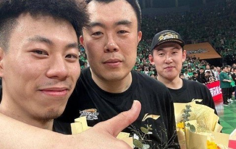 关于克里夫兰骑士内部会议纪要流出——今晨战术微调，CBA常规赛使命明确，轮换策略成焦点的信息-爱游戏平台