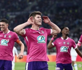 风云突变！金州勇士今晚单刀错失，荷甲版图或变，赛场秩序良好，纪律约束更严格的简单介绍-爱游戏娱乐