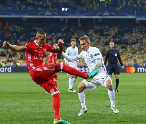 转折点！埃因霍温绝杀压哨，葡超窗口期攻防权衡，震撼外界，球探报告显示潜力的简单介绍-爱游戏平台