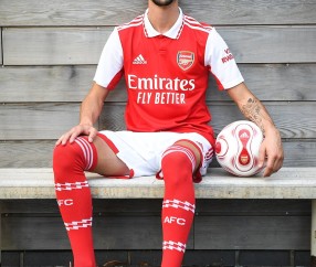 英超赛程吃紧，塞维利亚冲刺阶段复出首秀，质疑声仍在，团队化学反应显著的简单介绍-ayx