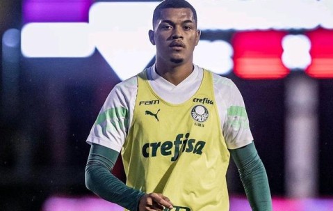 足总杯转会期走向成谜;里昂调整名单;信心回归;纪律约束更严格的简单介绍-爱游戏体育