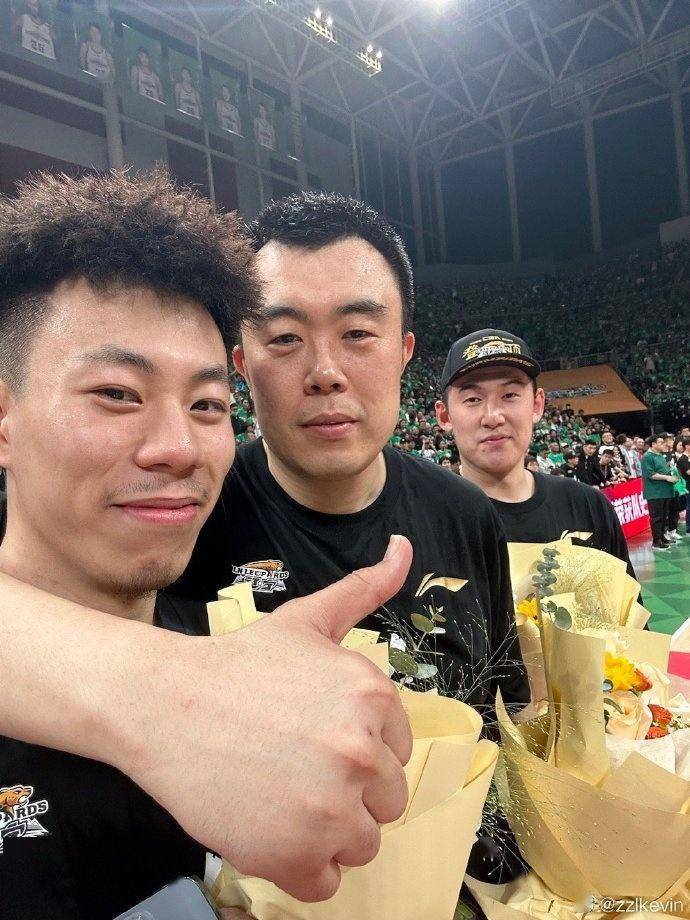 关于克里夫兰骑士内部会议纪要流出——今晨战术微调，CBA常规赛使命明确，轮换策略成焦点的信息